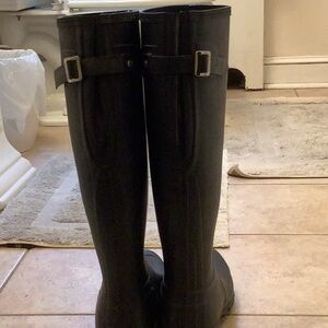 Hunter Black Winter Rain Boots Classic Design